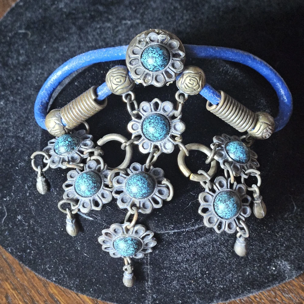 Vintage charming floral